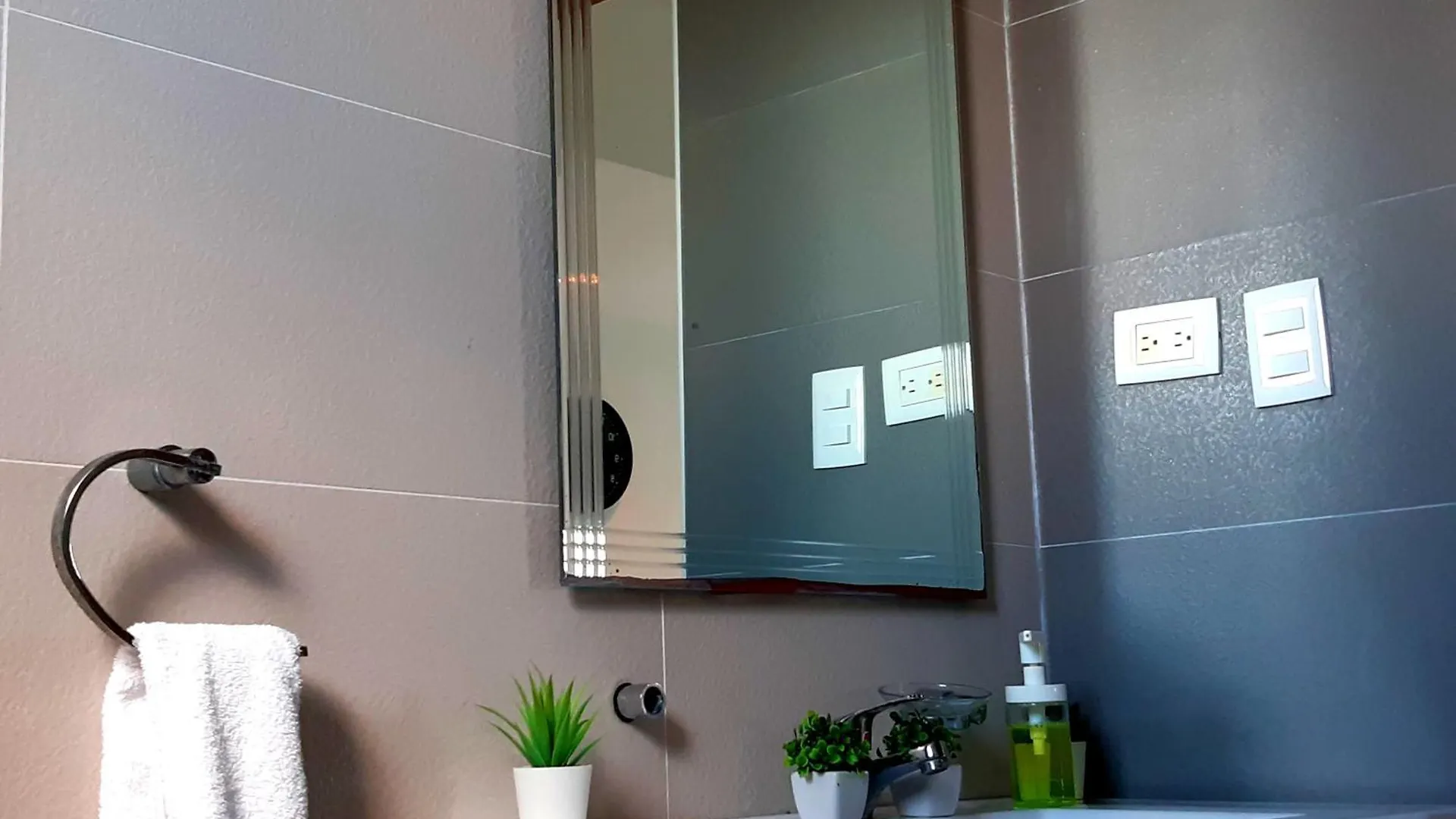 Habitacion Privada Σάντο Ντομίγκο Δωμάτια σε οικογενειακή κατοικία